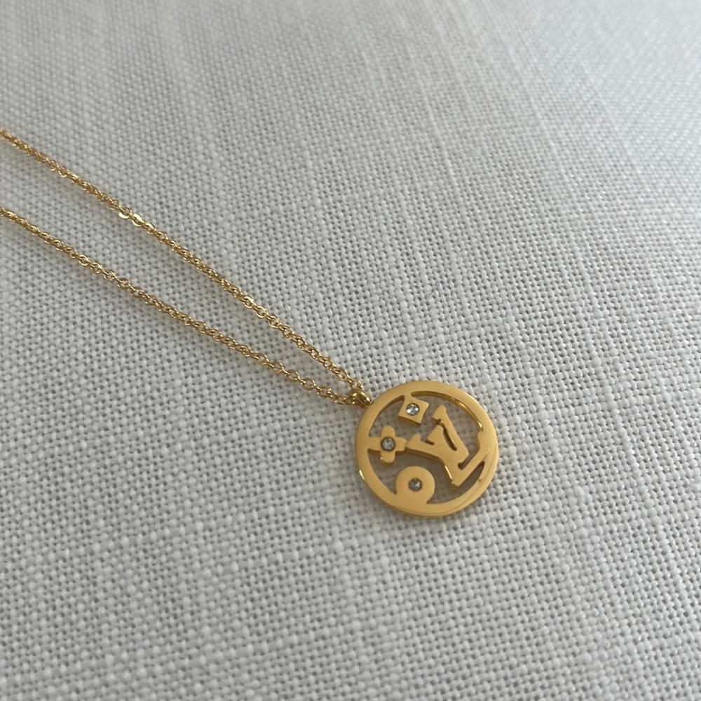 Excellent Quality Shinny Gold Stainless Steel- Inspired Necklace Pendant